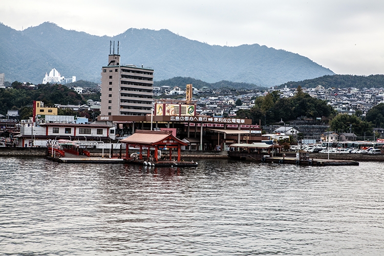 JPN HIR Miyajimaguchi 2012NOV05 010