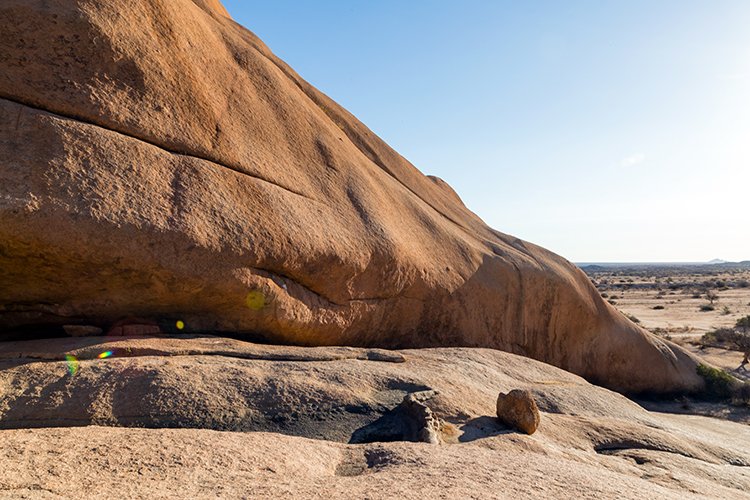 NAM ERO Spitzkoppe 2016NOV24 CampHill 013