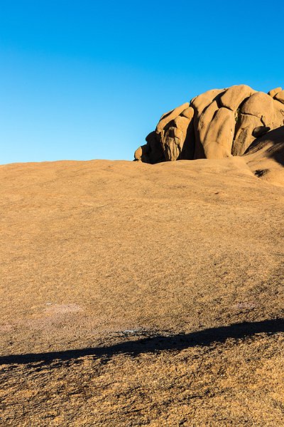 NAM ERO Spitzkoppe 2016NOV24 CampHill 015