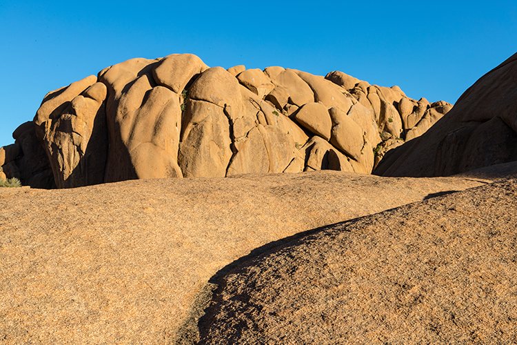 NAM ERO Spitzkoppe 2016NOV24 CampHill 023