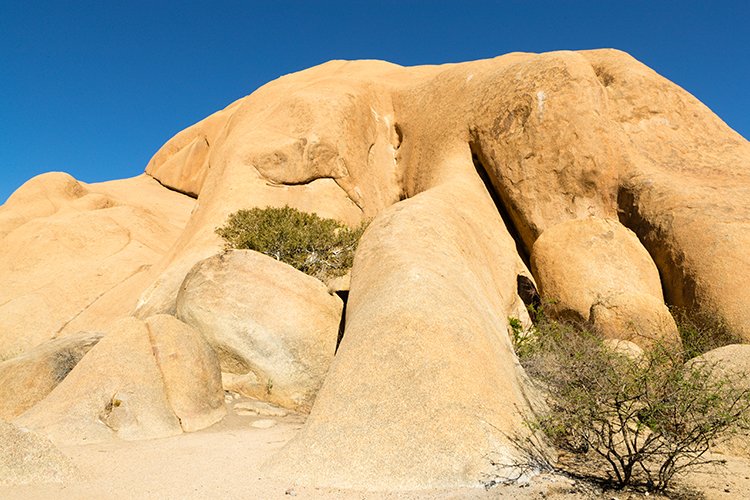 NAM ERO Spitzkoppe 2016NOV24 Campsite 005