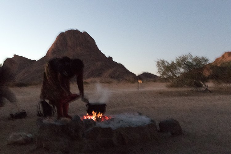 NAM ERO Spitzkoppe 2016NOV24 Campsite 009