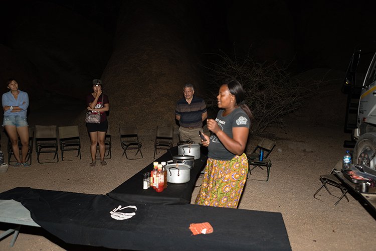 NAM ERO Spitzkoppe 2016NOV24 Campsite 011