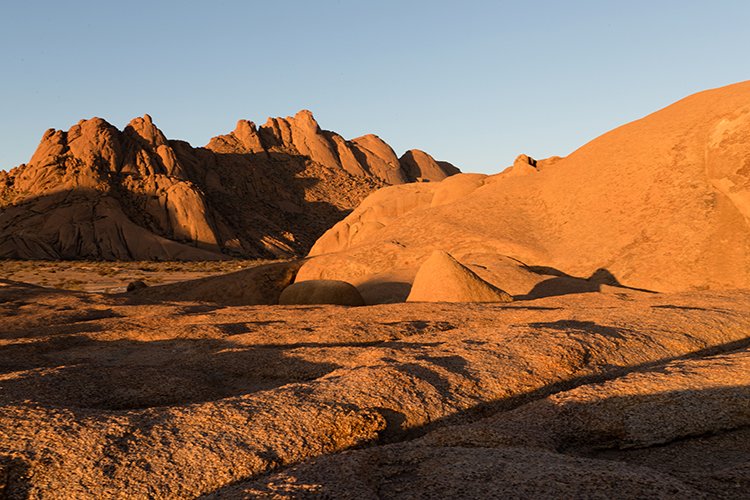 NAM ERO Spitzkoppe 2016NOV24 NaturalArch 020