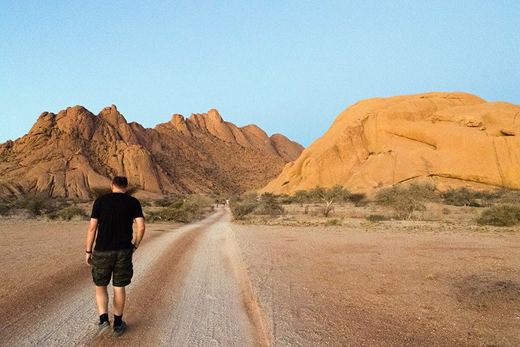 NAM ERO Spitzkoppe 2016NOV24 NaturalArch 041