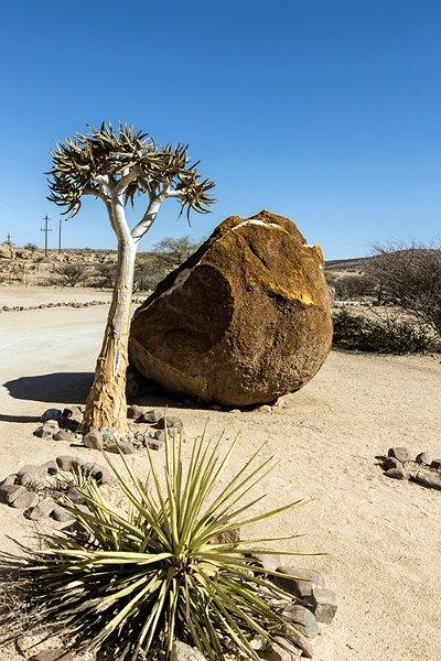 NAM ERO Spitzkoppe 2016NOV24 Office 011