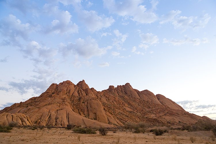NAM ERO Spitzkoppe 2016NOV25 002