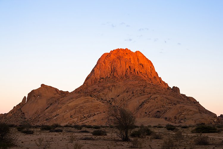 NAM ERO Spitzkoppe 2016NOV25 011
