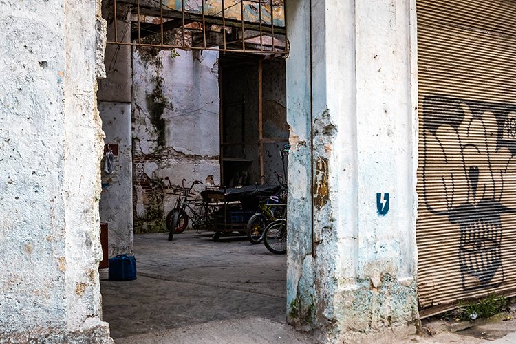 CUB LAHA Havana 2019APR12 009