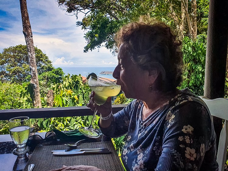 CRI PUN ManuelAntonio 2019MAY16 ClaroQueSi 003