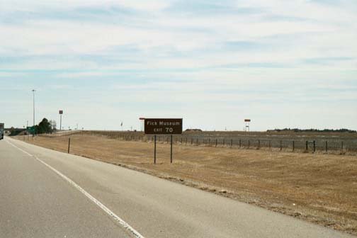 USA KS Hays 2002MAR05 002