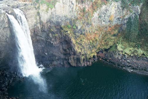 USA WA SnoqualmieFalls 2000NOV12 004