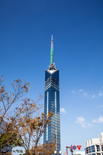 JPN KYU Fukuoka 2012NOV03 Tower 003