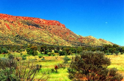 AUS NT AliceSprings 2001 MountGillen 001