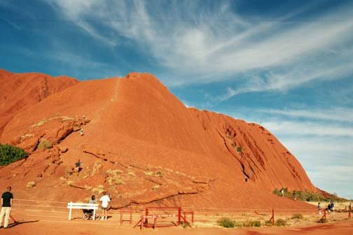 AUS NT AyersRock 2001JUL11 001