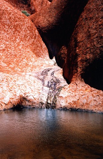 AUS NT AyersRock 2001JUL11 002