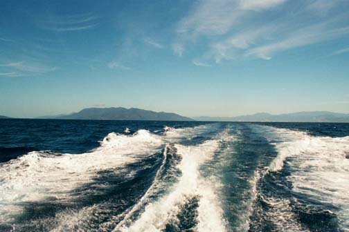 AUS QLD Cairns 2001JUL16 Harbour 003
