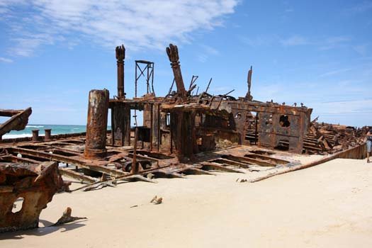 AUS QLD FraserIsland 2010SEPT17 MahenoWreck 012