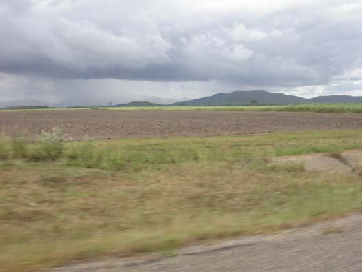 AUS QLD Ingham 2003APR17 001