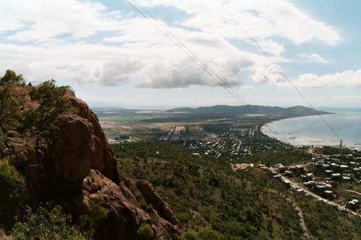 AUS QLD Townsville 20034APR14 CastleHill 001