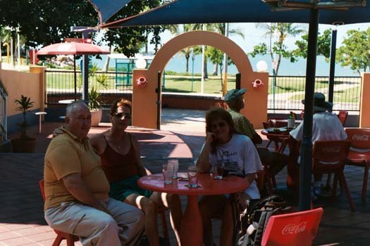AUS QLD Townsville 20034APR14 SeaviewHotel 001