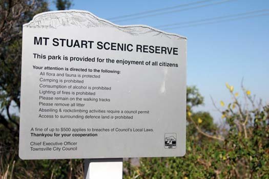 AUS QLD Townsville 2006NOV17 MountStuart 001
