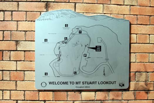 AUS QLD Townsville 2006NOV17 MountStuart 002