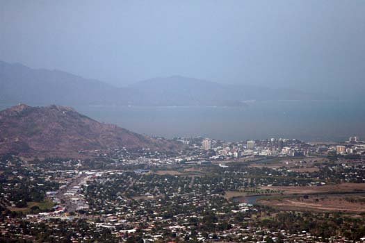 AUS QLD Townsville 2006NOV17 MountStuart 014