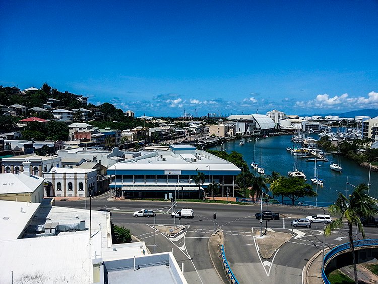 AUS QLD Townsville 2013JAN31 Harbour 001