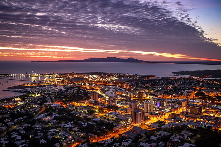 AUS QLD Townsville 2019AUG10 CastleHill 003