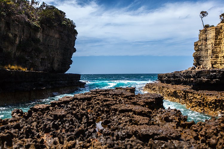 AUS TAS TasmanNP 2015JAN24 TheBlowhole 030