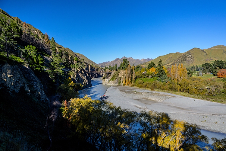 NZL CAN HanmerSprings 2018APR22 FerryBridge 002