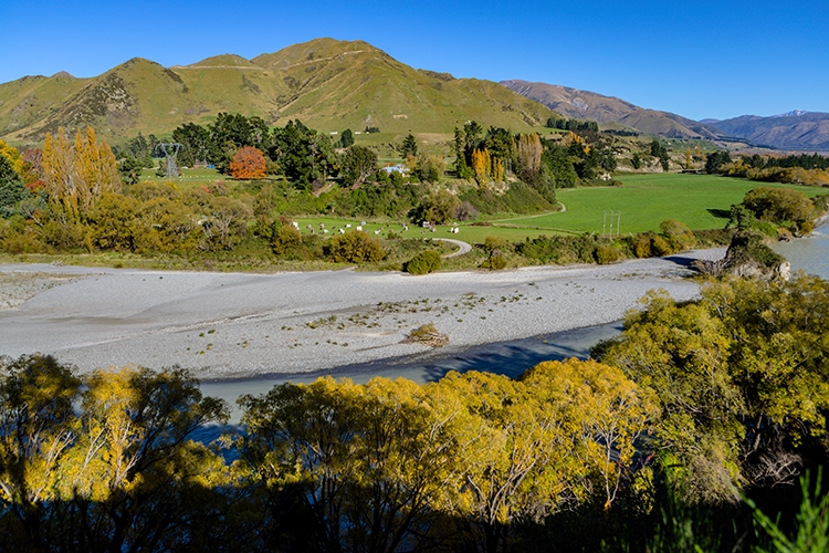 NZL CAN HanmerSprings 2018APR22 FerryBridge 008