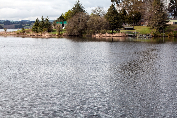 NZL WKO LakeKarapiro 2011SEPT19 008